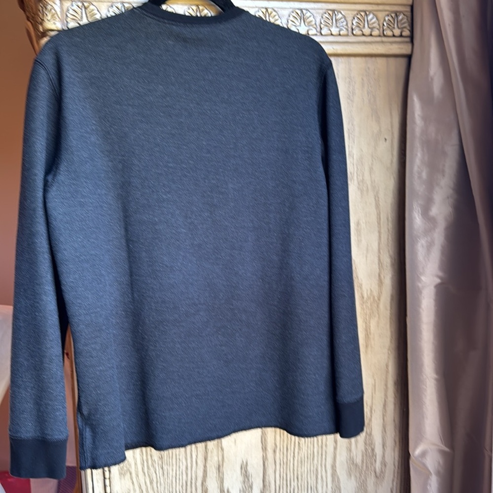 Untuckit Gray Pullover - image 3